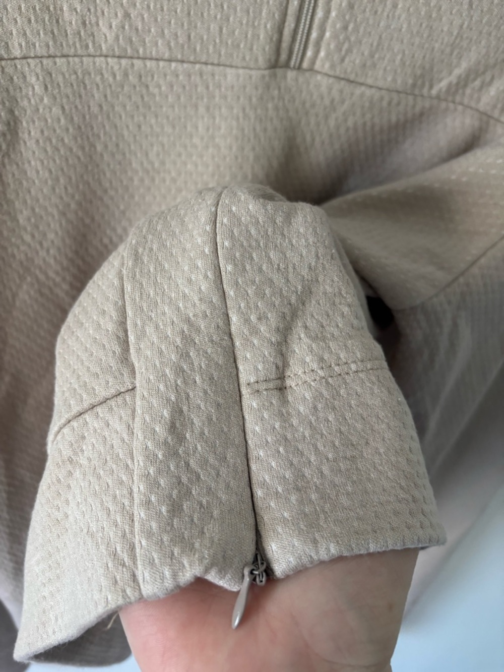 Craft Women’s Half-Zip Sweater in Beige Hiking Size Small - Picture 3 of 7